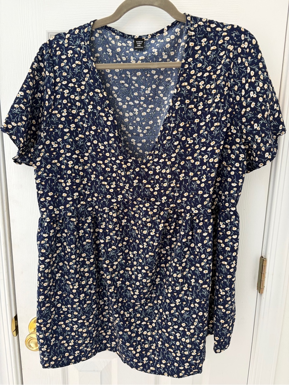 SHEIN Navy Floral V-Neck Flutter Sleeve Babydoll Peasant Blouse
